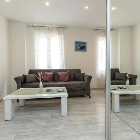 Alpha Loft 1Br Apartment In Center Zadar Exterior foto