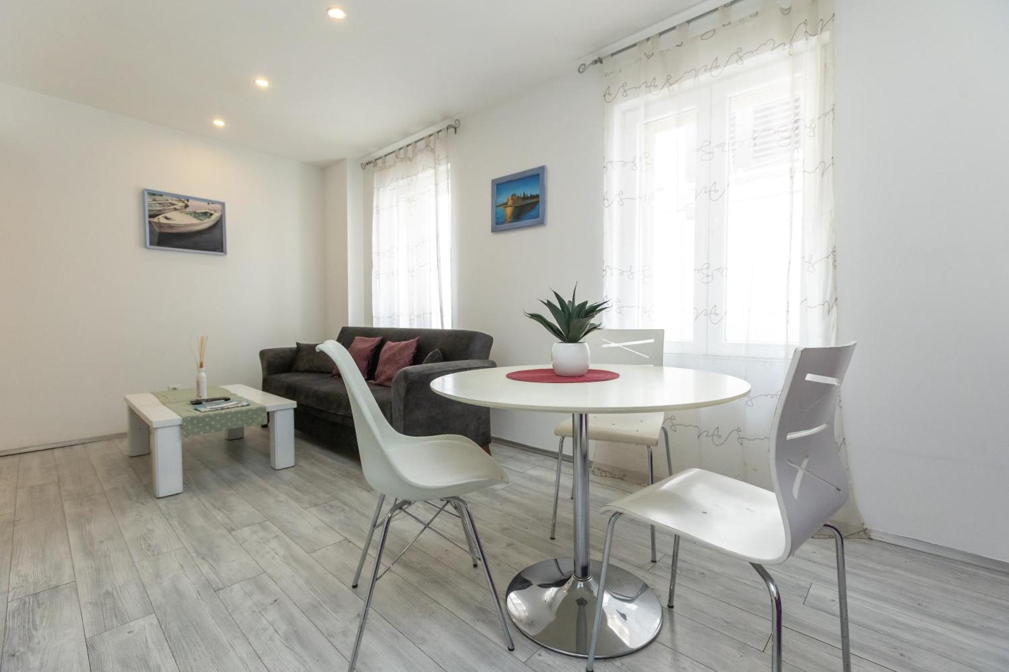 Alpha Loft 1Br Apartment In Center Zadar Exterior foto
