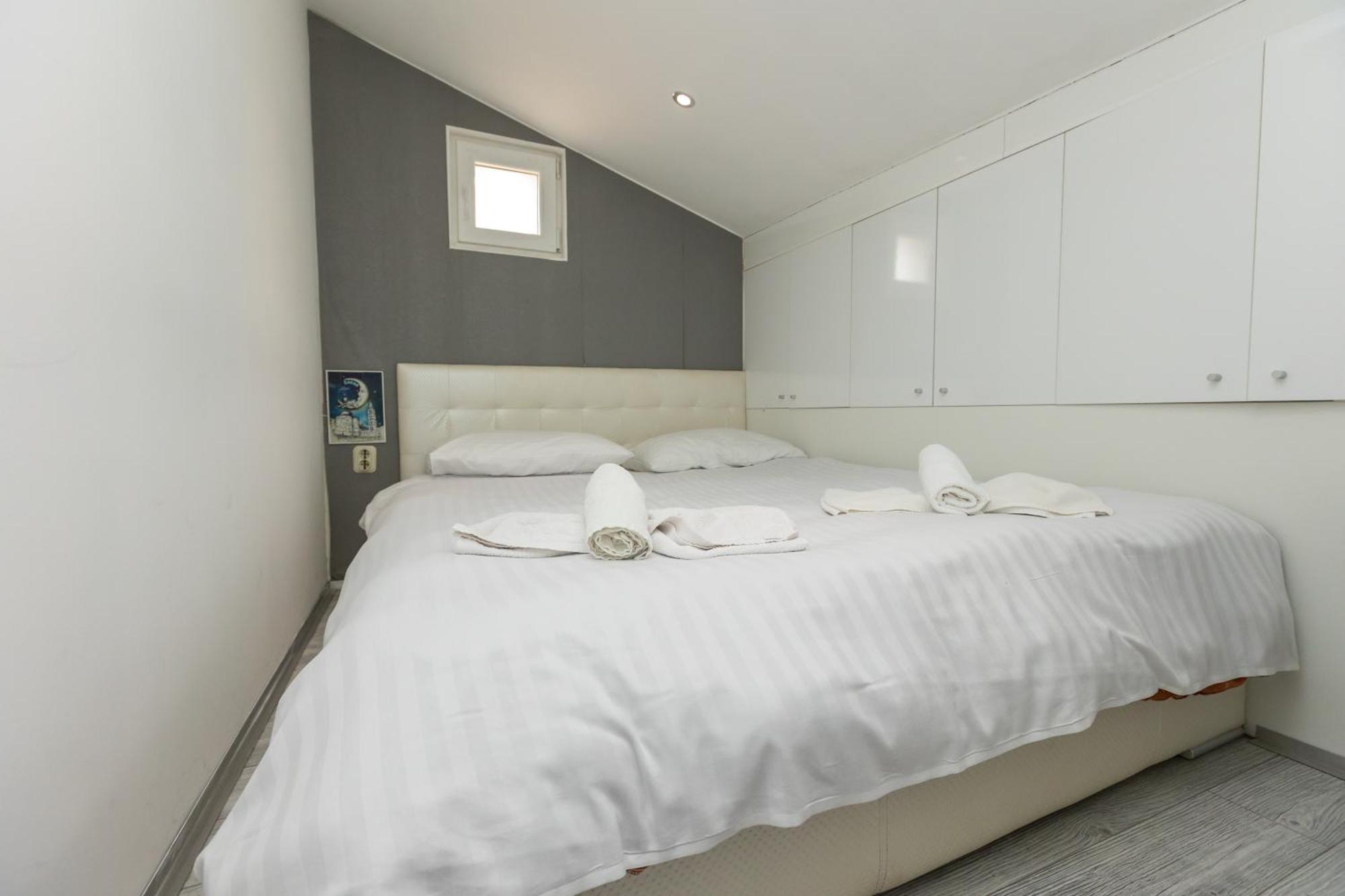 Alpha Loft 1Br Apartment In Center Zadar Exterior foto